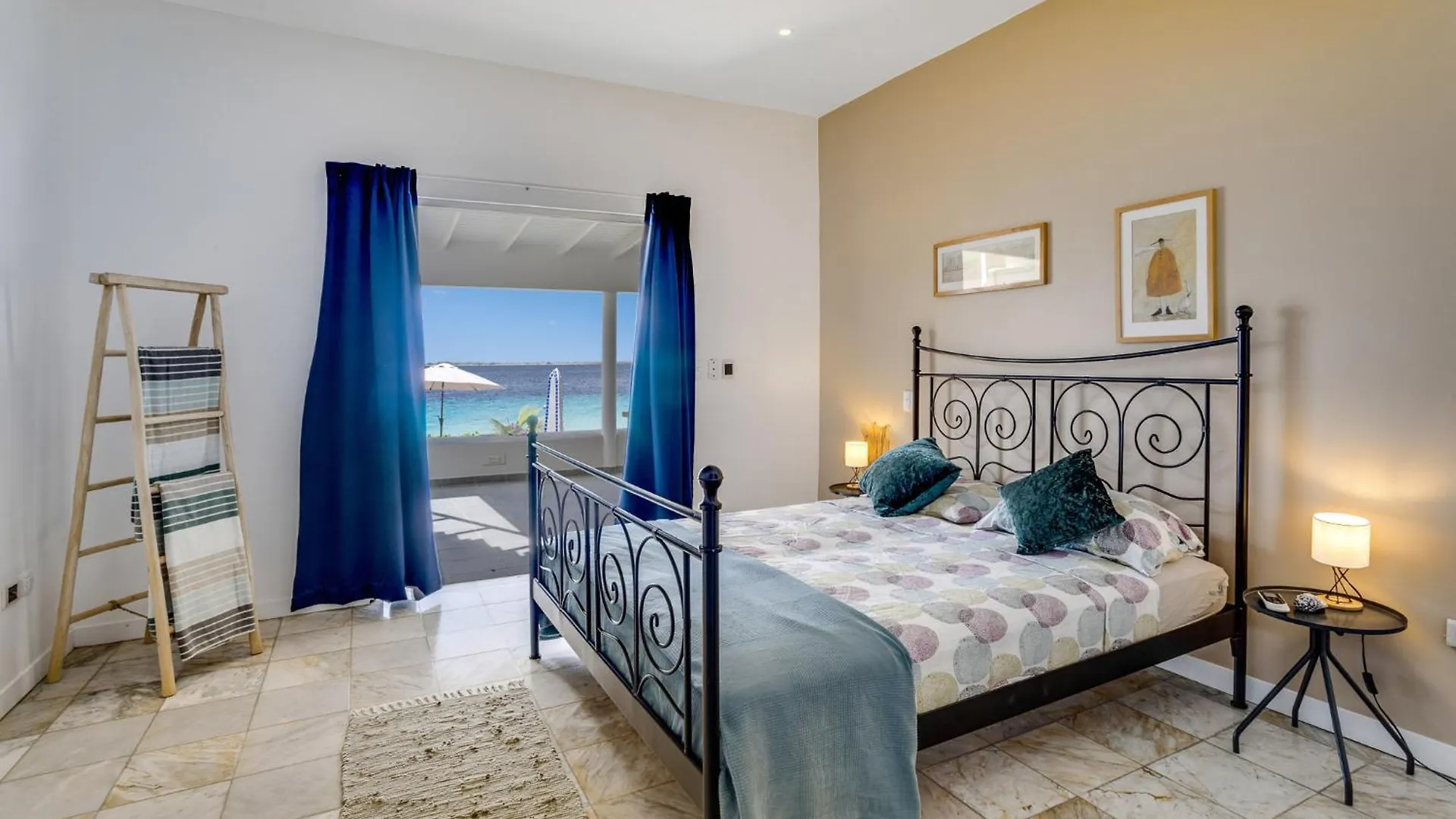 Oceanfront - Villa Port Of Call - Kralendijk
